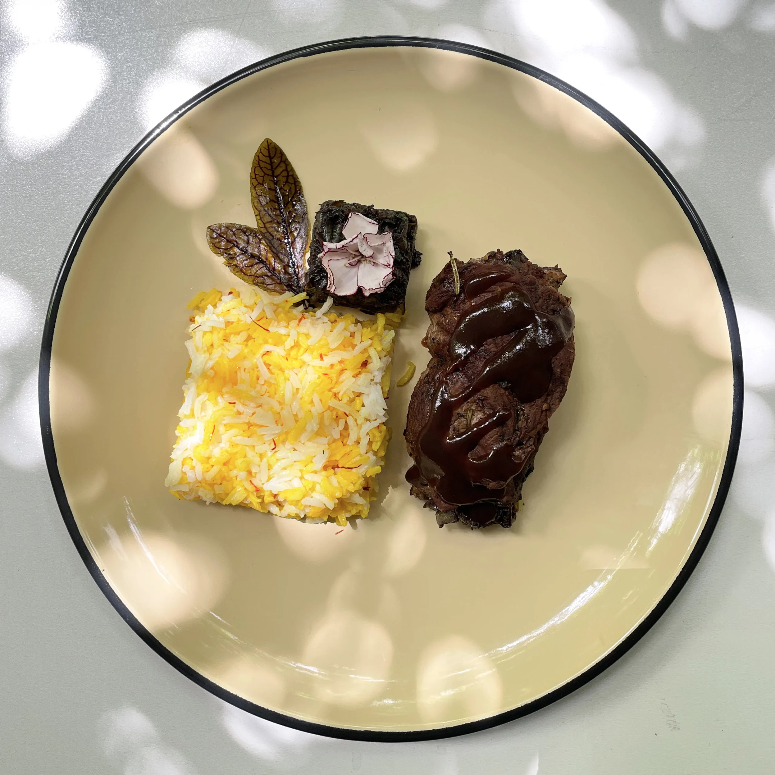 رول گوشت شکم پر