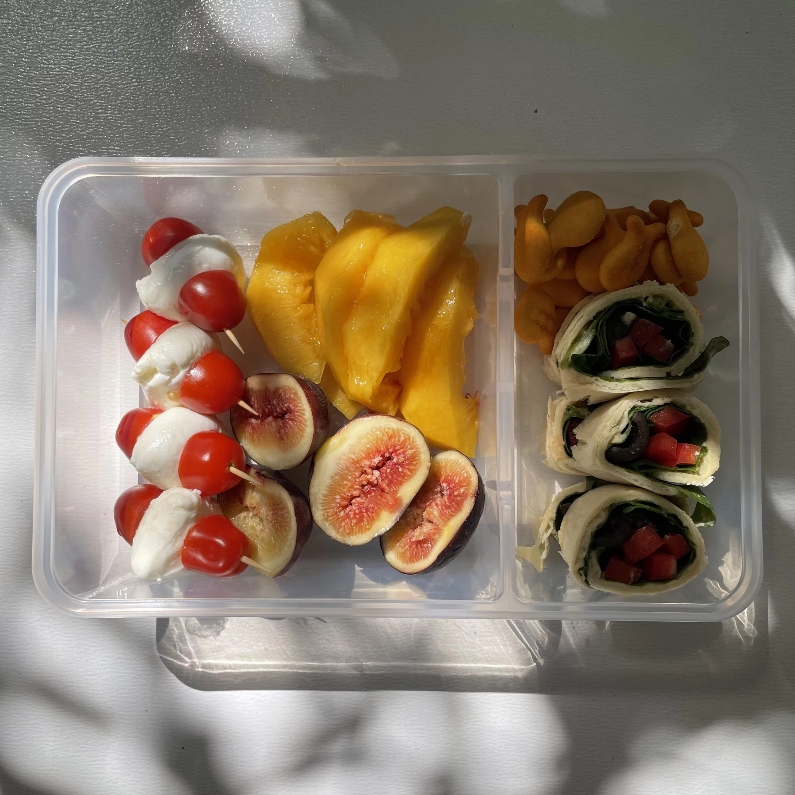 میان وعده مدرسه